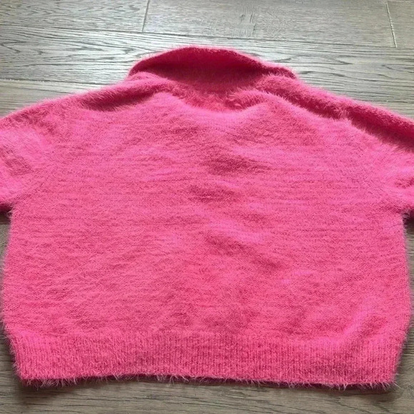 Garage | Fuzzy hot pink Barbie inspired cropped sweater - Picture 9 of 9
